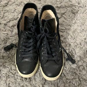 Ugg sneakers